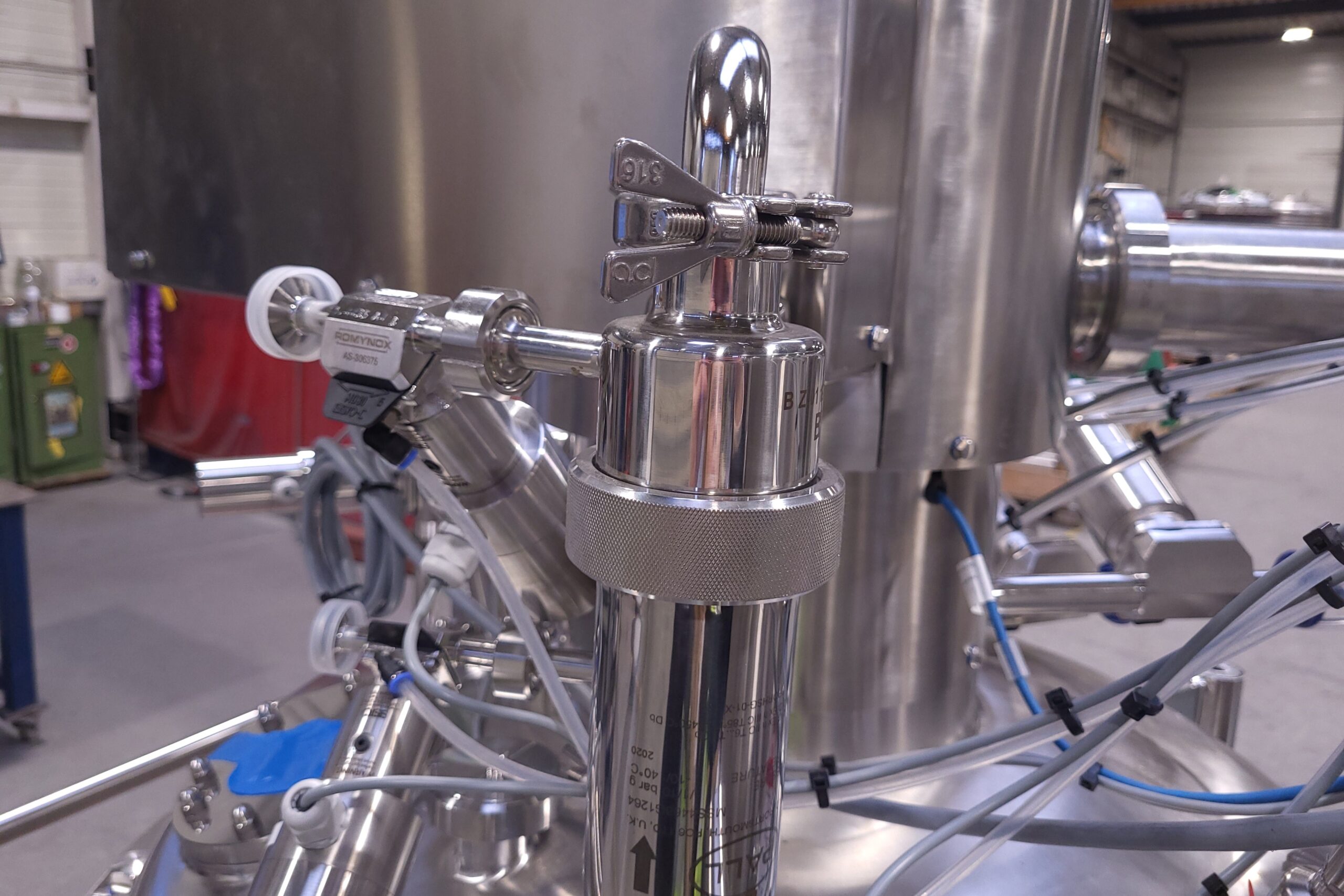 420-liter-mobiele-rvs-tank-voor-oogzalf-9-1-scaled