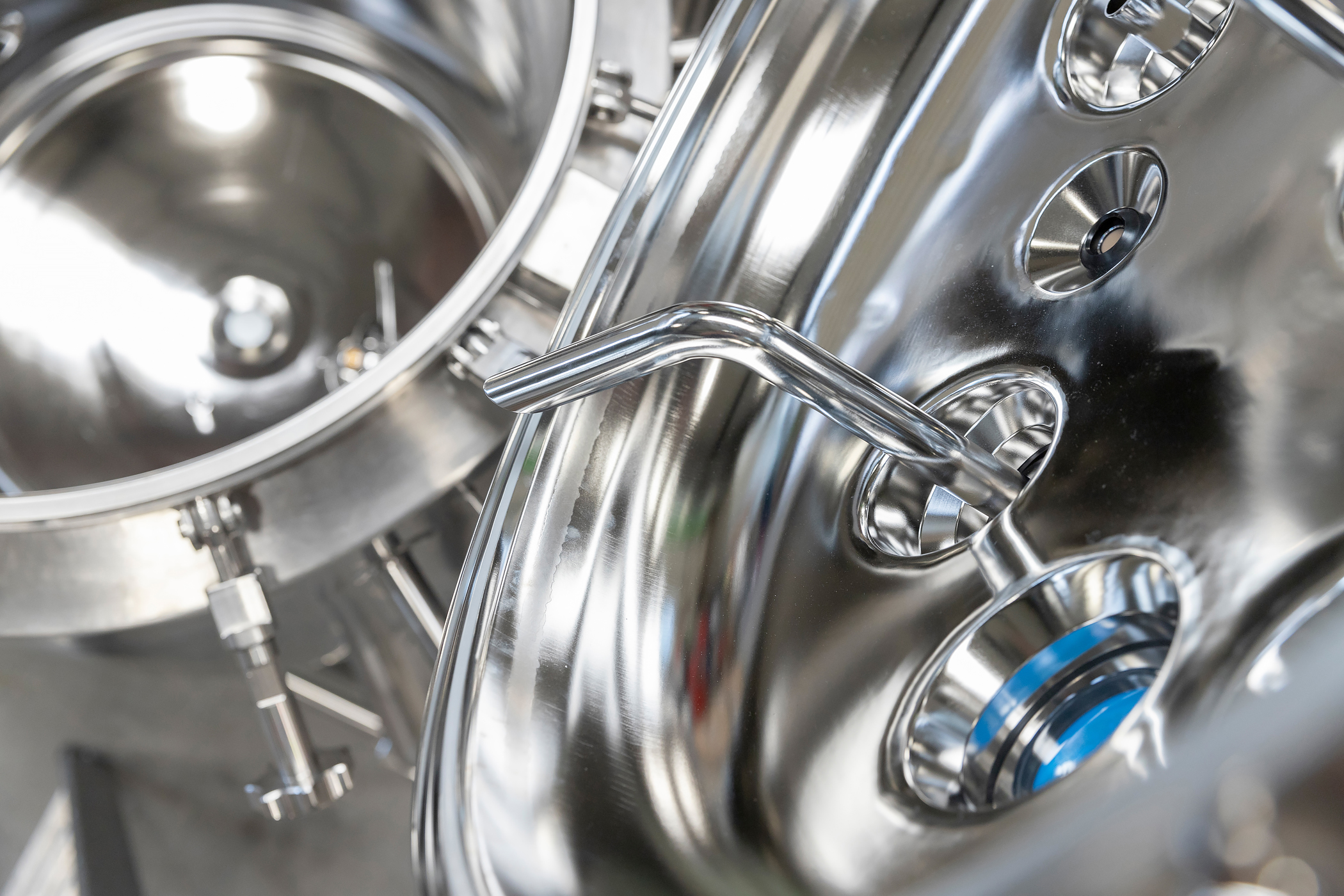 Rvs pharma tank van Gpi Pharma